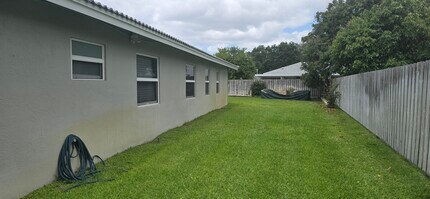 288 NW 89th Ave in Coral Springs, FL - Building Photo - Building Photo