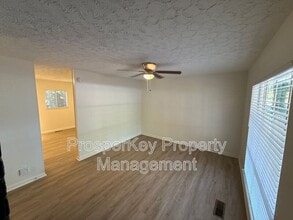 630 Ward Pl in Forest Park, GA - Building Photo - Building Photo