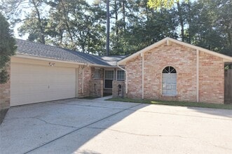 2727 Tinechester Dr in Humble, TX - Building Photo - Building Photo