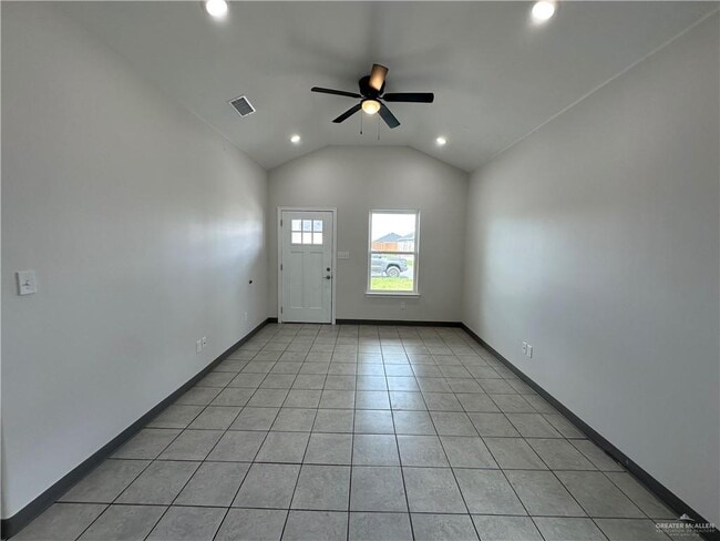 10 Summit Rd in La Feria, TX - Building Photo - Building Photo