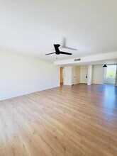 251 E La Verne Way in Palm Springs, CA - Building Photo - Building Photo