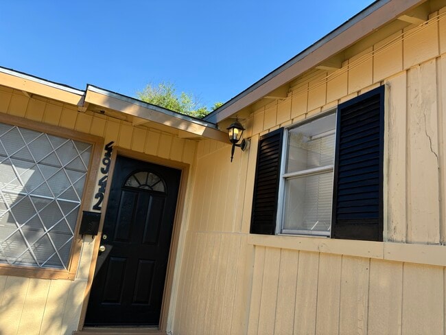 4942 Brandesky in Corpus Christi, TX - Building Photo - Building Photo