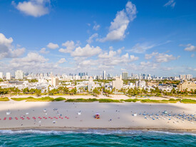 1200 Ocean Dr in Miami Beach, FL - Building Photo - Building Photo