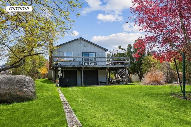 property at 15 Duval Pl