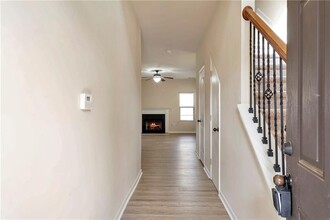 2375 Morgan Farm Dr in Buford, GA - Building Photo - Building Photo