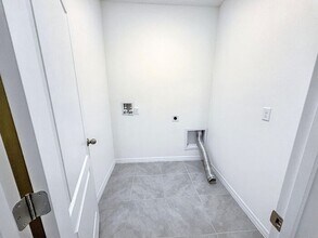 1784 Buckeye Rd in Davenport, FL - Building Photo - Building Photo