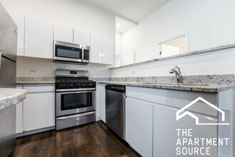 2638 N Halsted St in Chicago, IL - Building Photo - Building Photo