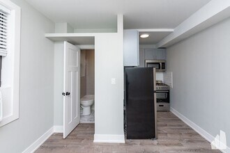 505 W Belmont Ave in Chicago, IL - Building Photo - Building Photo