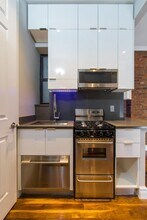 MOTT ST., Unit 12 in New York, NY - Building Photo - Building Photo