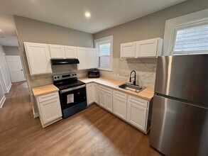 673 Myrtle Ave in Albany, NY - Building Photo - Building Photo