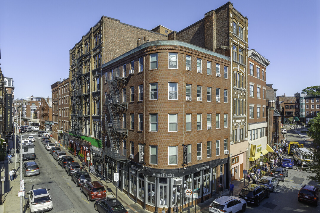 139-145 Richmond St in Boston, MA - Foto de edificio