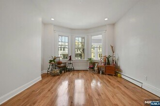 158 Edgar St in Weehawken, NJ - Foto de edificio - Building Photo