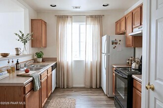 8127 E Rosalie Rd in Prescott Valley, AZ - Building Photo - Building Photo