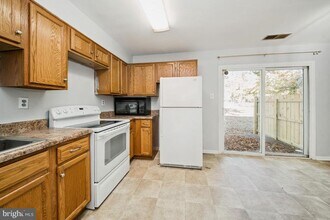 1508 Stowmarket Ct in Richmond, VA - Building Photo - Building Photo