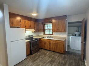 143 Wildwood Dr in Madison Heights, VA - Building Photo - Building Photo