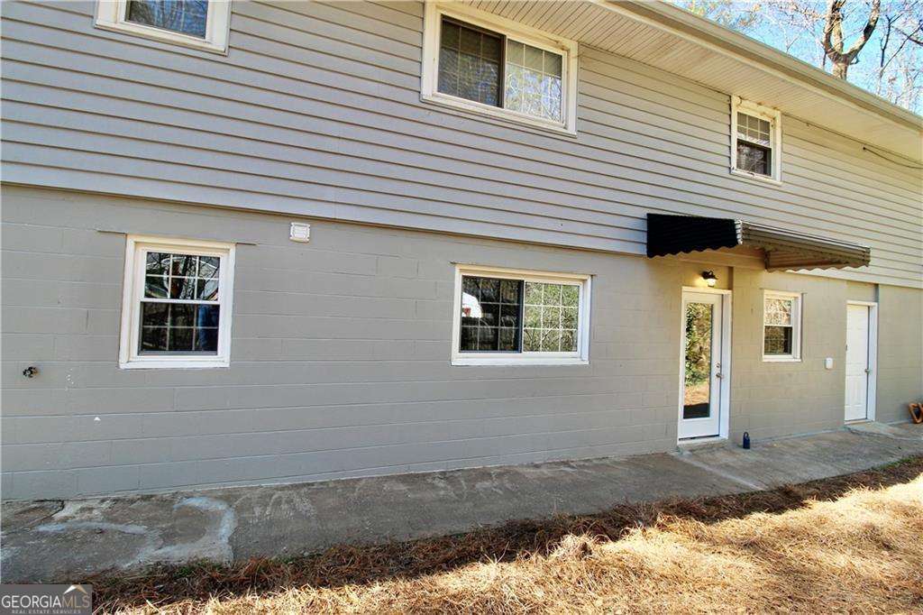 283 Old Acworth Rd in Dallas, GA - Building Photo