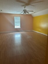 202 Wellington Dr in Lincolnton, NC - Building Photo - Building Photo