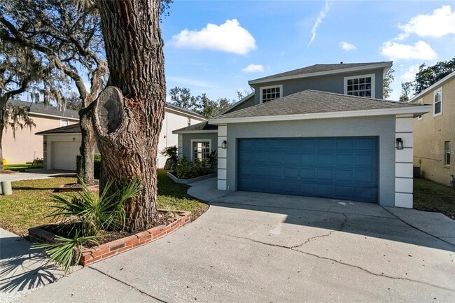 214 Pinewood Dr in Davenport, FL - Building Photo - Building Photo