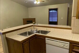 215 Willow Branch Rd in Norman, OK - Building Photo - Building Photo