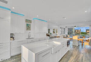 985 Ocean Ave in Mantoloking, NJ - Building Photo - Building Photo