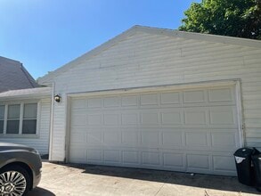 282 N Franklin St in Whitewater, WI - Foto de edificio - Building Photo