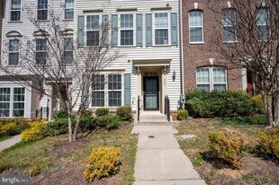 208 Freesia Ln in Stafford, VA - Building Photo