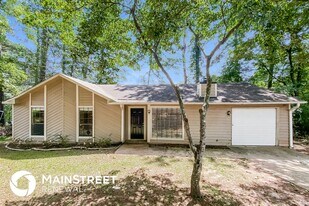 8202 Winewood Ct in Riverdale, GA - Building Photo