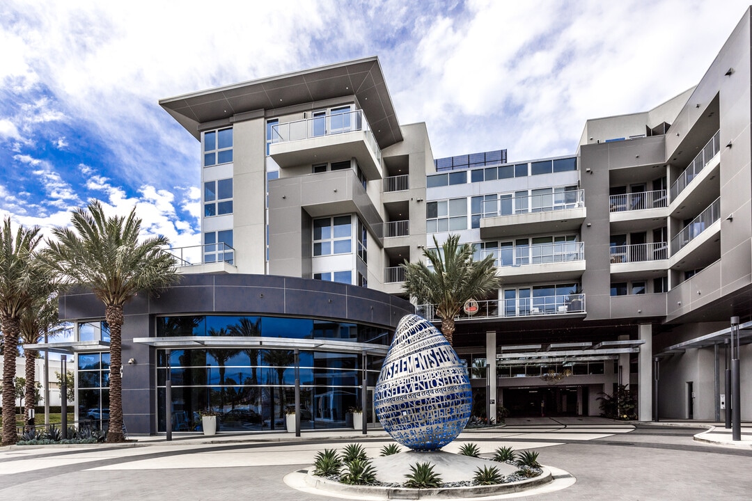 Elements in Irvine, CA - Building Photo