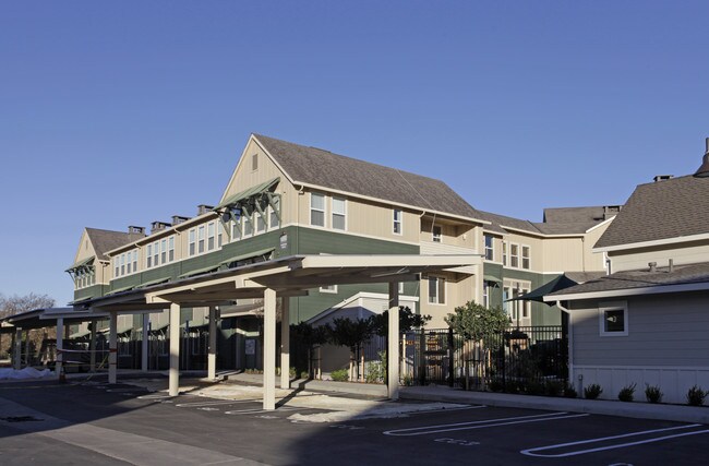 Carlow Court Apartments at Emerald Vista in Dublin, CA - Building Photo - Building Photo