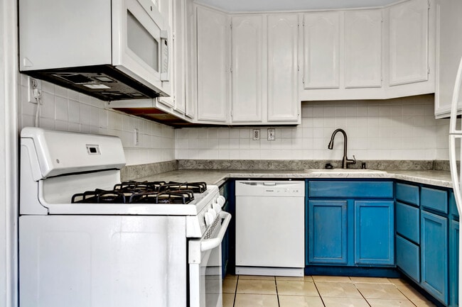 4440 Turquoise Dr in Affton, MO - Building Photo - Building Photo