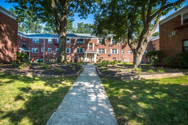 Garwood Gardens Apartments