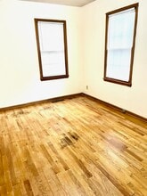 2618 W Elm St in Springfield, MO - Foto de edificio - Building Photo