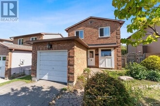 19 Hewitt Way in Ottawa, ON - Building Photo - Building Photo