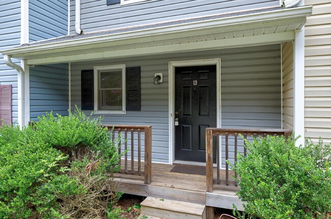 5544 Kaplan Dr in Raleigh, NC - Building Photo - Building Photo