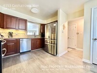 6153 Castletown Way in Alexandria, VA - Foto de edificio - Building Photo