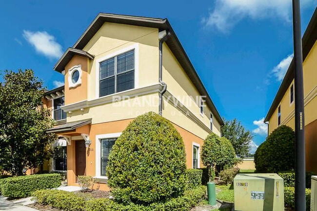 1310 Windsor Lake Cir in Sanford, FL - Foto de edificio - Building Photo