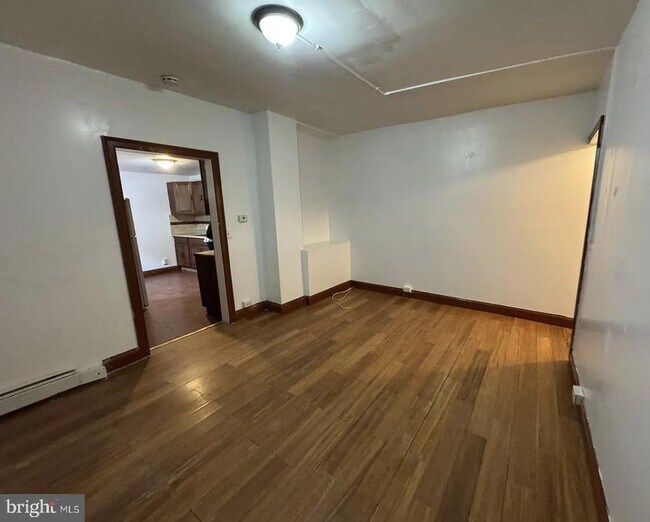 212 Jones Ave in Burlington, NJ - Building Photo - Building Photo