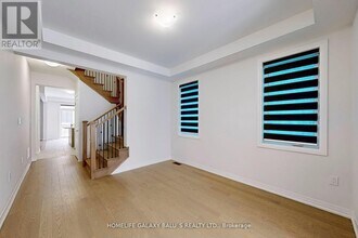 2940 Nakina St in Pickering, ON - Building Photo - Building Photo