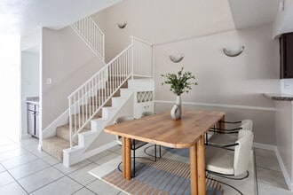 Villa Barcelona in Houston, TX - Building Photo - Building Photo