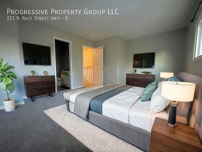 property at 221 N Race St