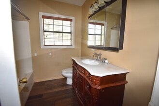 3217 13th St in Bay City, TX - Building Photo - Building Photo