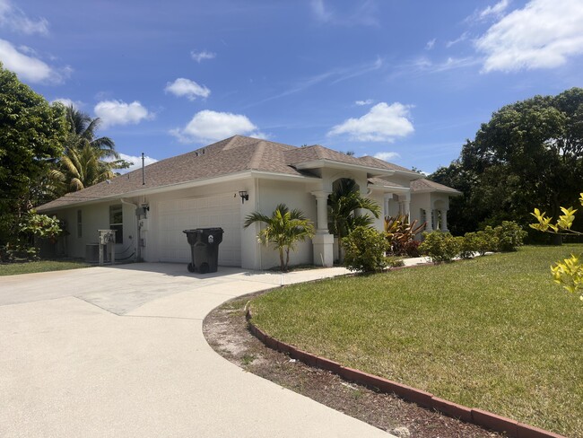 16609 Key Lime Blvd in Loxahatchee, FL - Building Photo - Building Photo