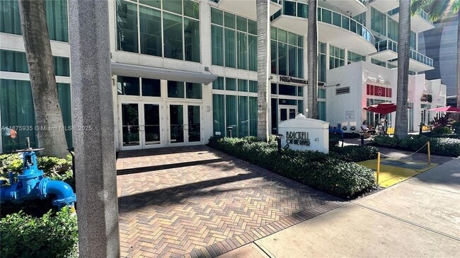 41 SE 5th St, Unit 1915 in Miami, FL - Building Photo - Building Photo