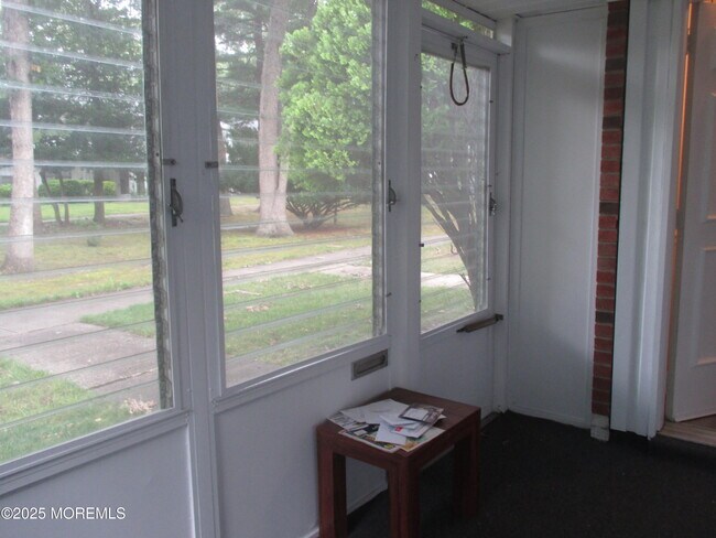 52D Cambridge Ct in Lakewood, NJ - Building Photo - Building Photo
