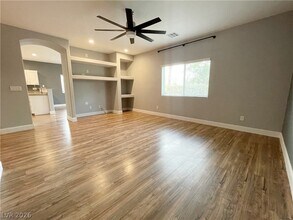 2825 Woodland Park Ave in North Las Vegas, NV - Building Photo - Building Photo