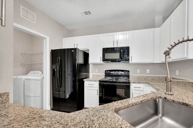 Creekside Apartment Homes