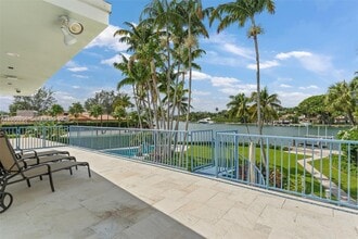 8900 Bay Dr in Surfside, FL - Building Photo - Building Photo