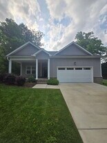 2125 Mae Dell Rd in Chattanooga, TN - Building Photo