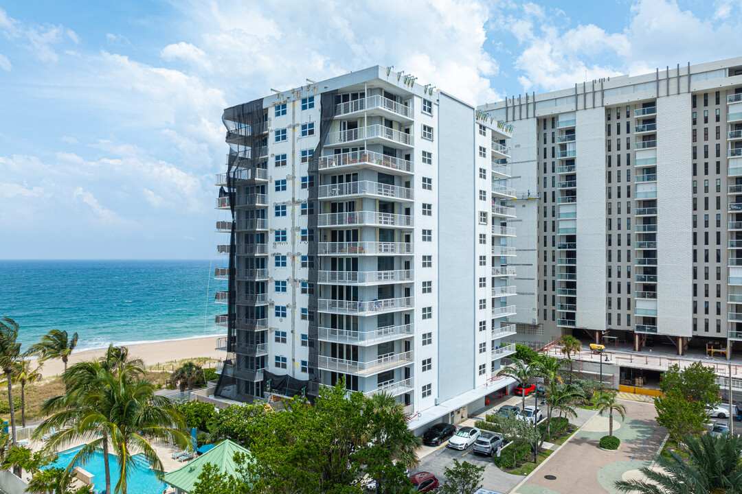 Ocean Heritage Club in Pompano Beach, FL - Building Photo