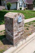 709 E Placer Mill Rd in Nixa, MO - Foto de edificio - Building Photo